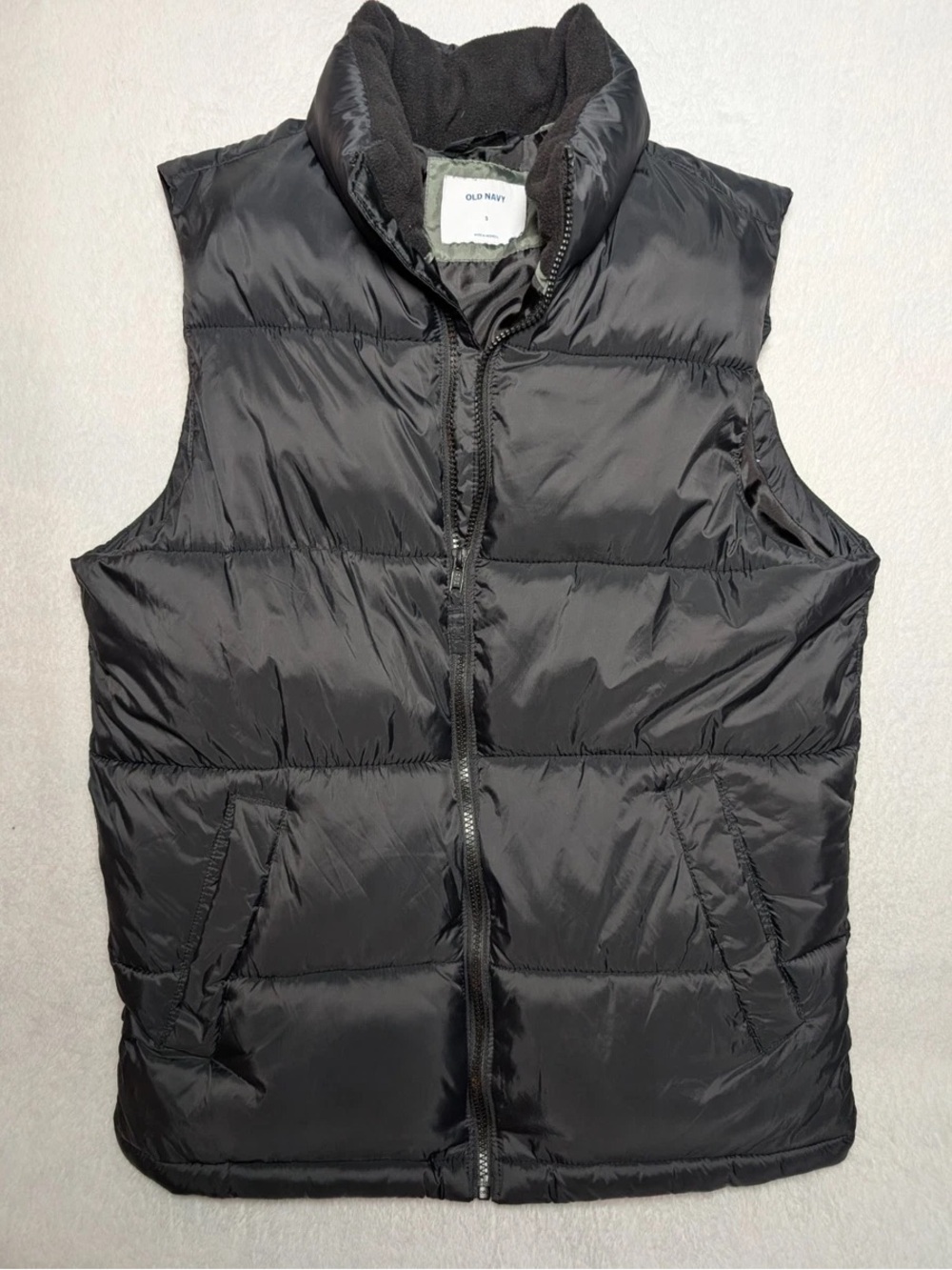 Old Navy Black Quilted Puffer Vest for Men